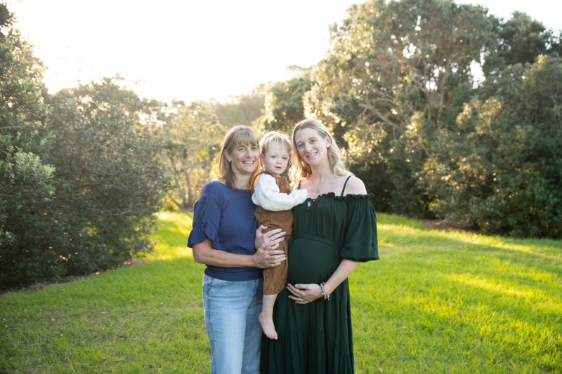 3 generations at the pregnancy photo session in auckland