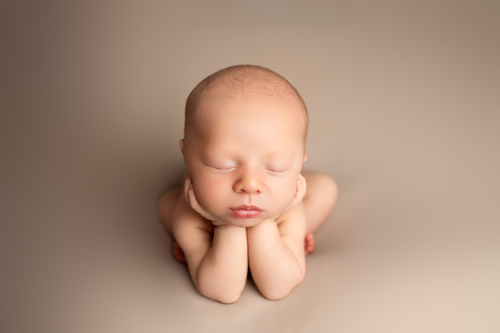 baby in froggy pose