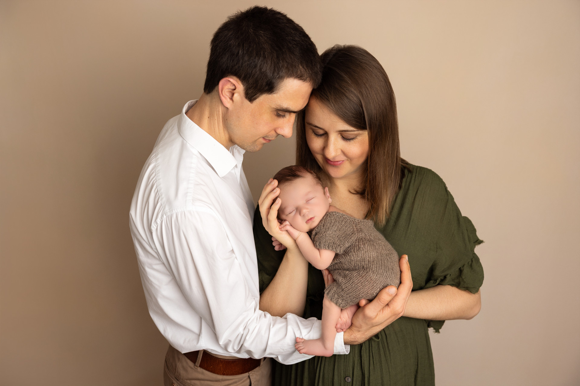 family with newborn