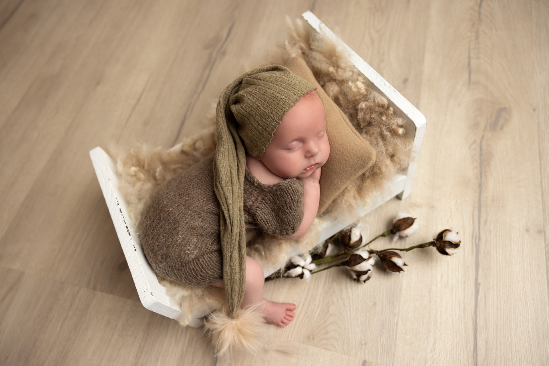 newborn session in avondale, auckland