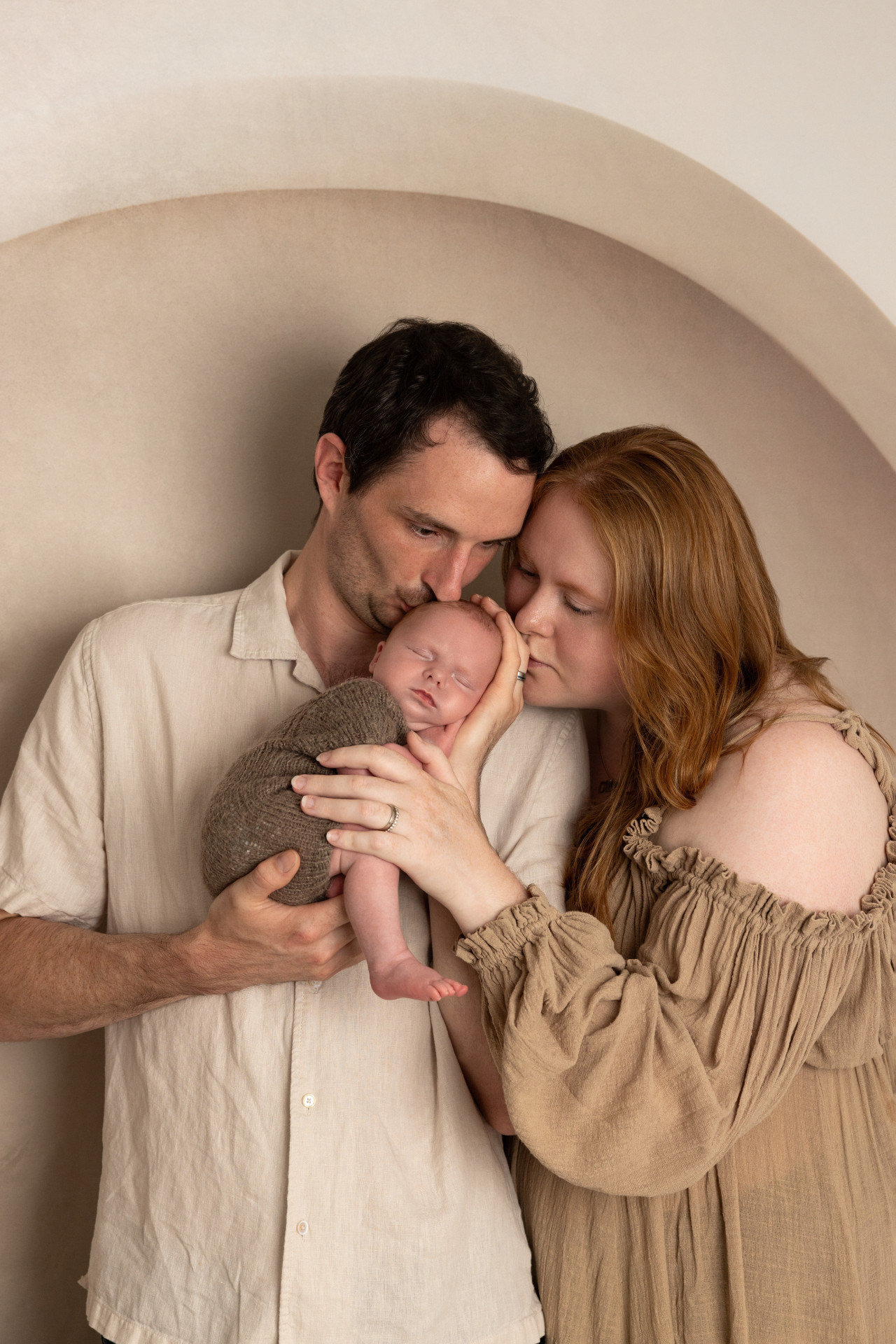 mum and dad with newborn