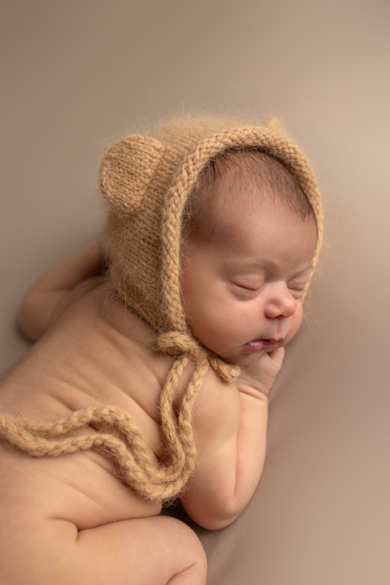baby with teddy hat