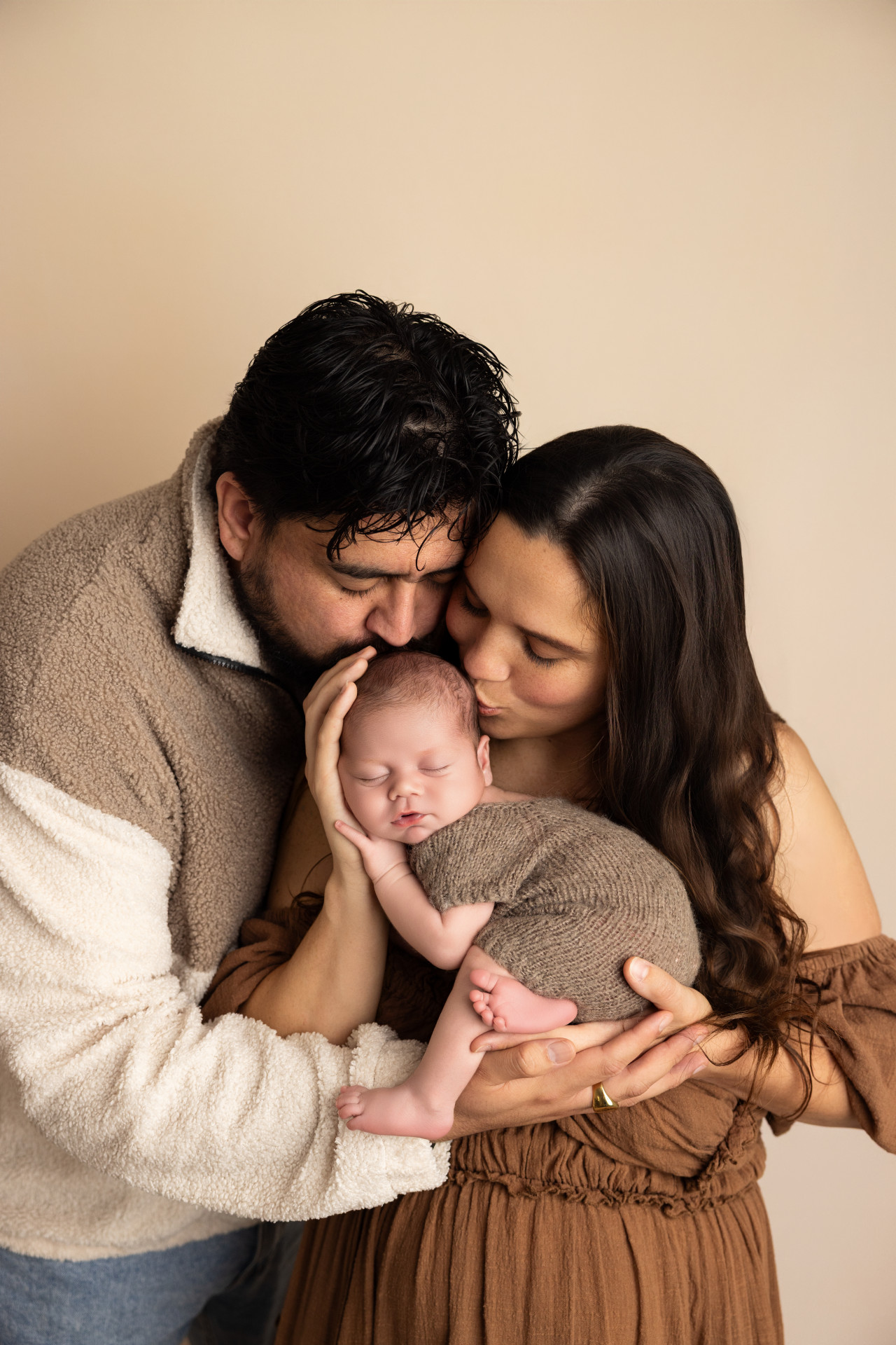 family photo with newborn