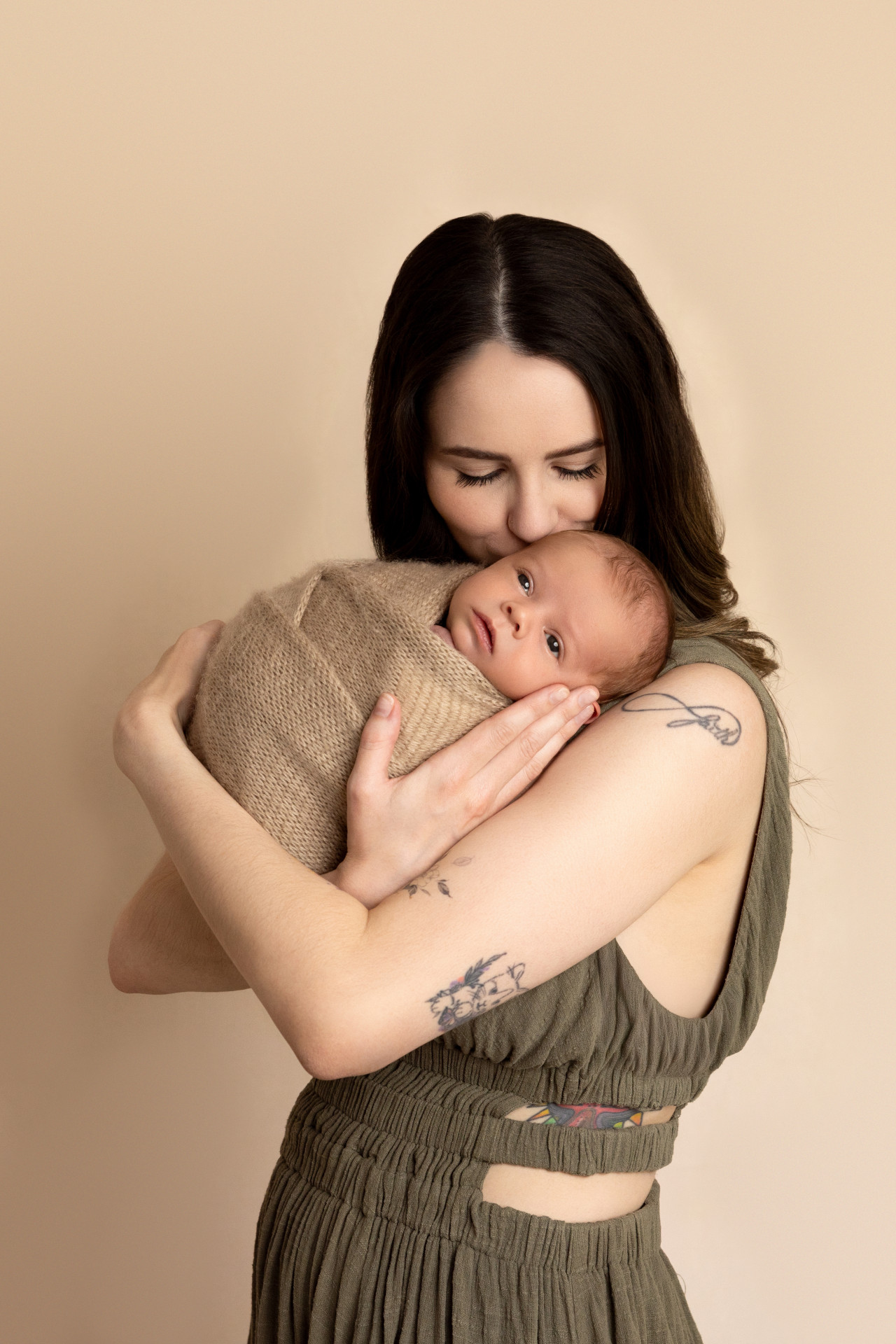 mum with newborn